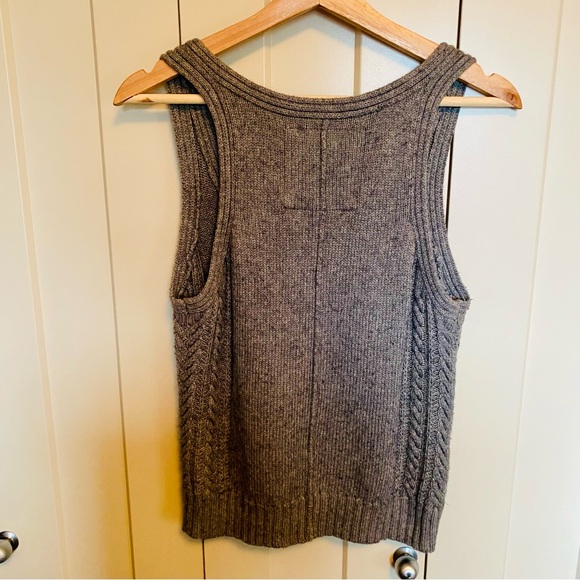 American Eagle Outfitters-Wool 🐏Gray Cable Knit Sweater Vest-Size M - Picture 4 of 7